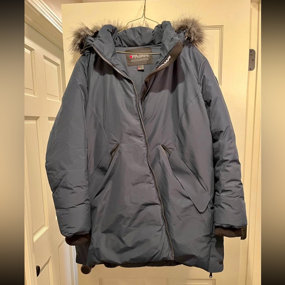 Pajar Men’s Navy Blue Hooded Down Puffer Coat Jacket with Fur Hood